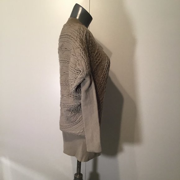 Women's Cable Knit Sweater - Tan - Picture 2 of 14